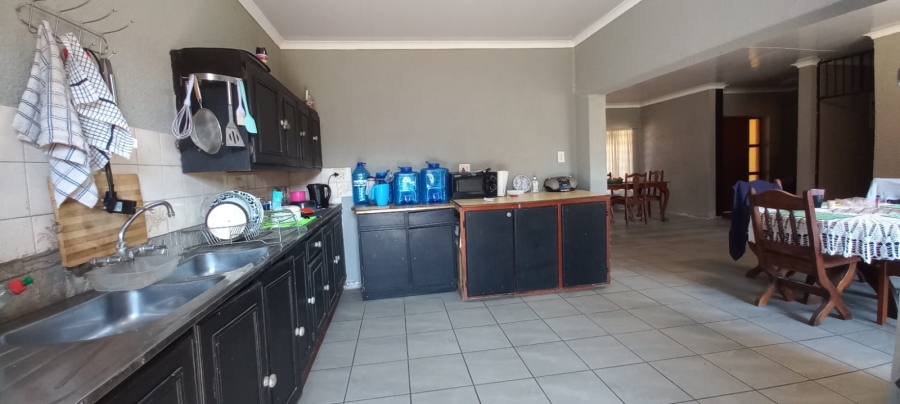 3 Bedroom Property for Sale in Roosheuwel North West